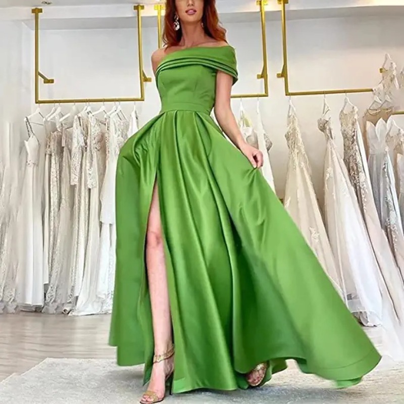 Elegant Satin Evening Gown Split - Elegantes schulterfreies Abendkleid aus Satin mit