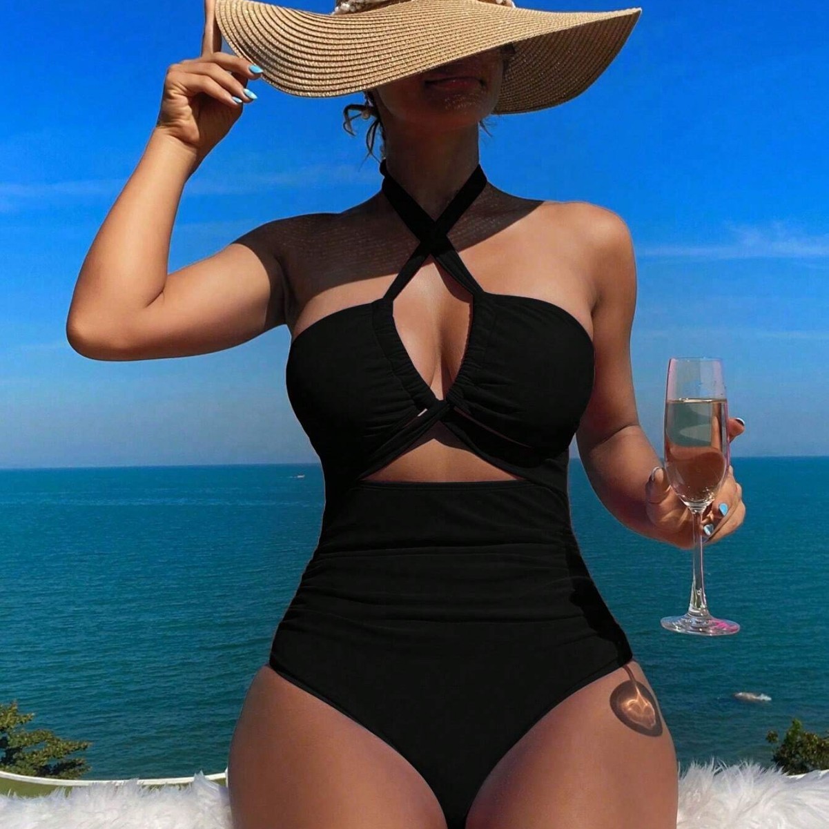 Damen Badeanzug mit Neckholder – Swimwear Bewertung und Preis